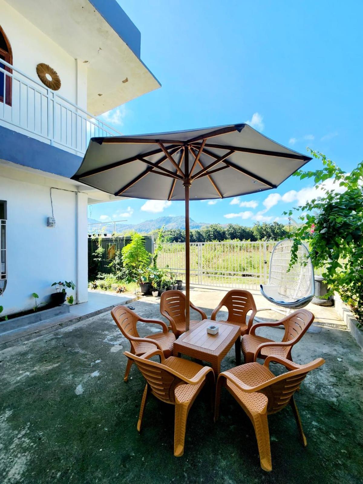 D'Flora Homestay 라부안 바조 외부 사진