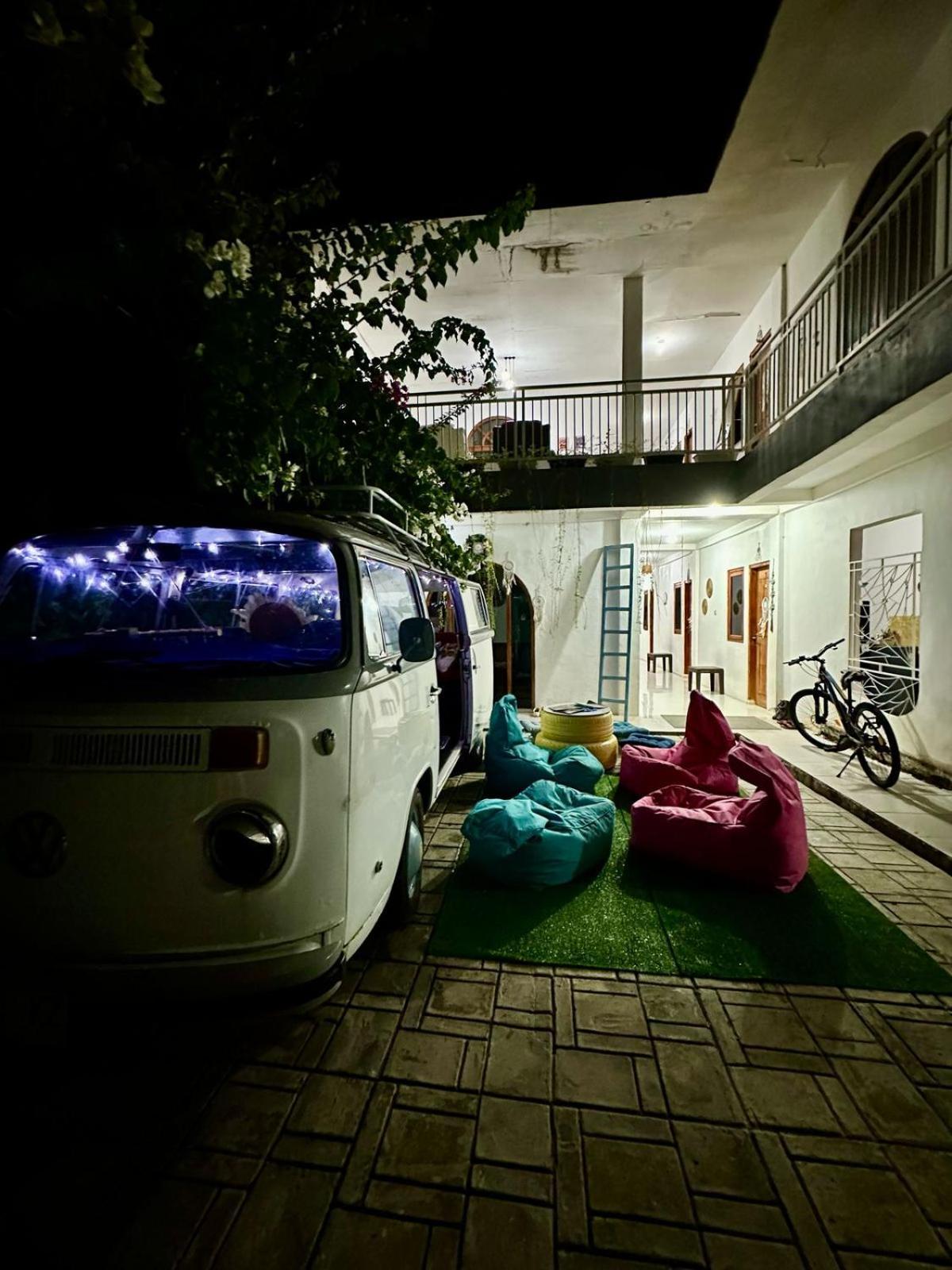 D'Flora Homestay 라부안 바조 외부 사진